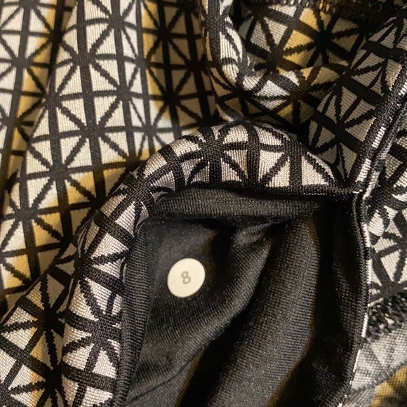 LULULEMON FULL LENGTH YOGA PANTS🌙 - Picture 9 of 14